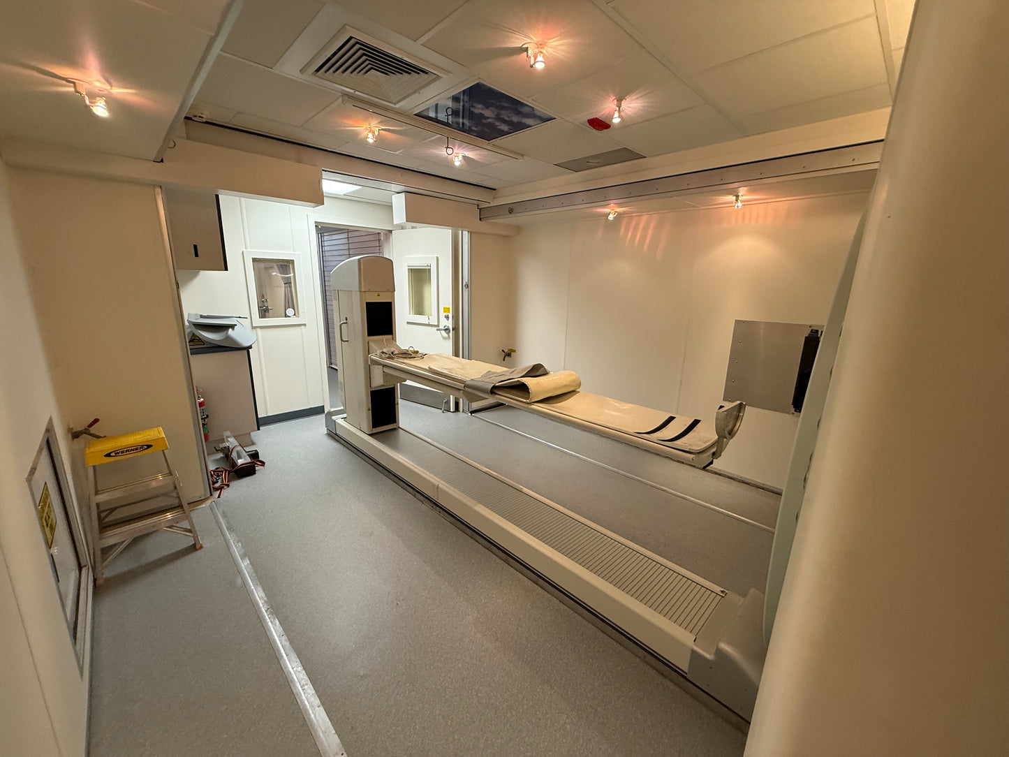 Mobile PET/CT Trailer - MM3324